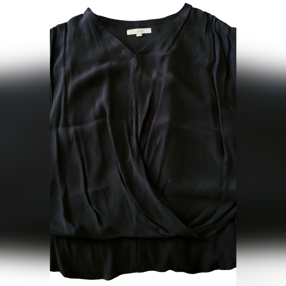 Loft sleeveless black top